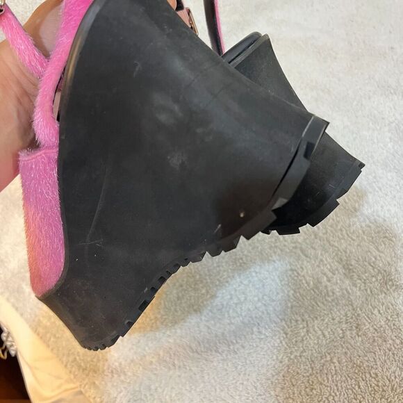 Delias Womens Pink Platform Wedge Sandals 11M Del21-155 Dolls Kill Fuzzy - Picture 6 of 13